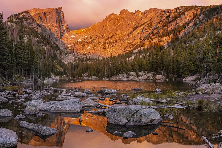 Sunrise photo hike to Dream and Emerald Lakes - Photo 1 of 7